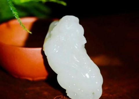 别只盯着白!油性才是和田玉的魂!盘点九大顶级油膏料